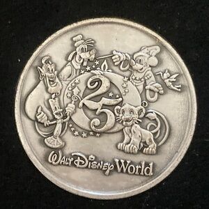 Vintage Walt Disney World Coin